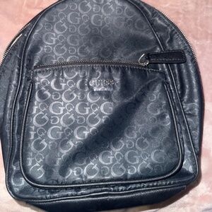 EUC GUESS BACK PACK